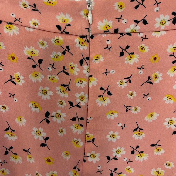 SHEIN Curve Floral Plus Size Skirt Size 1XL - Picture 4 of 6